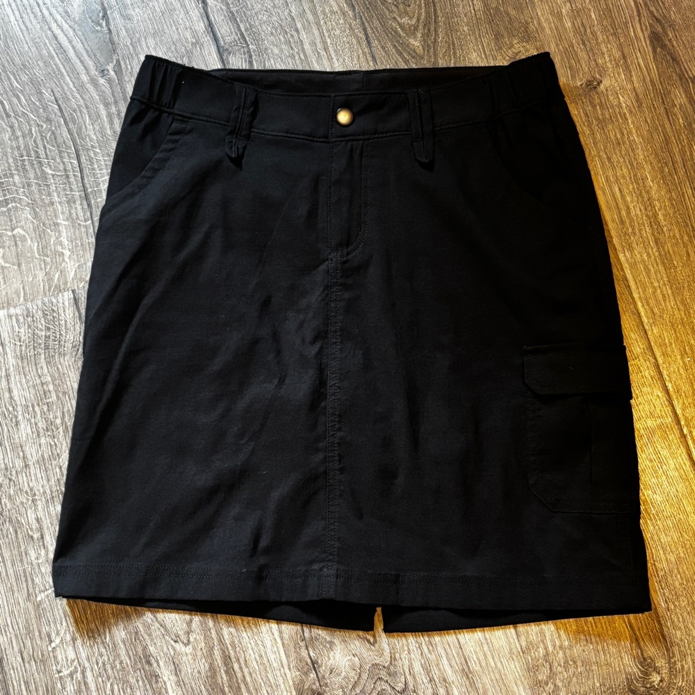 Duluth Trading Co Black Cargo Skort